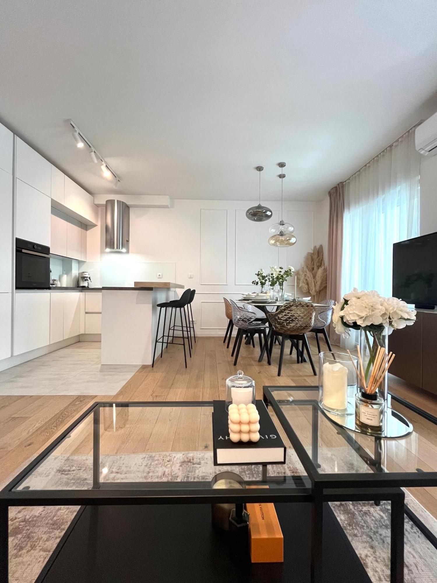 Luxury Apartment Rinos - Free Garage Parking Split Eksteriør billede